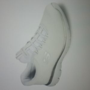 NWT Skechers Cool Clasic White/Silver Women's Sneakers